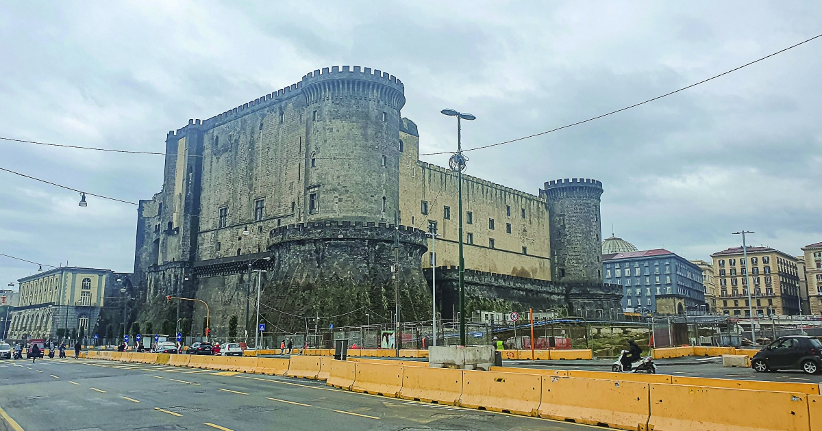 Nápolyt látni magyar szemmel